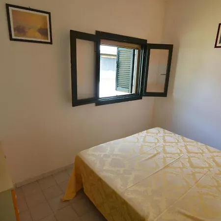 Appealing Bungalow In Casalborsetti Near Seabeach بيت للعطل كاسال بورسيتي