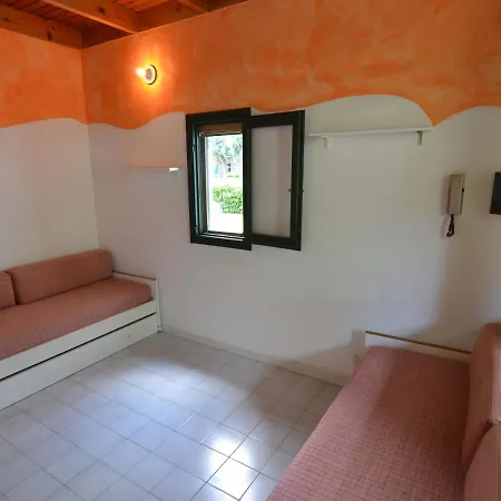 Appealing Bungalow In Casalborsetti Near Seabeach * كاسال بورسيتي